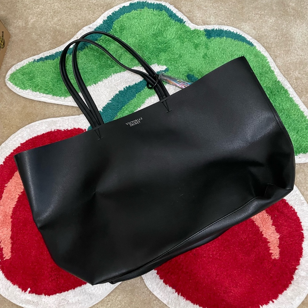 VS tote